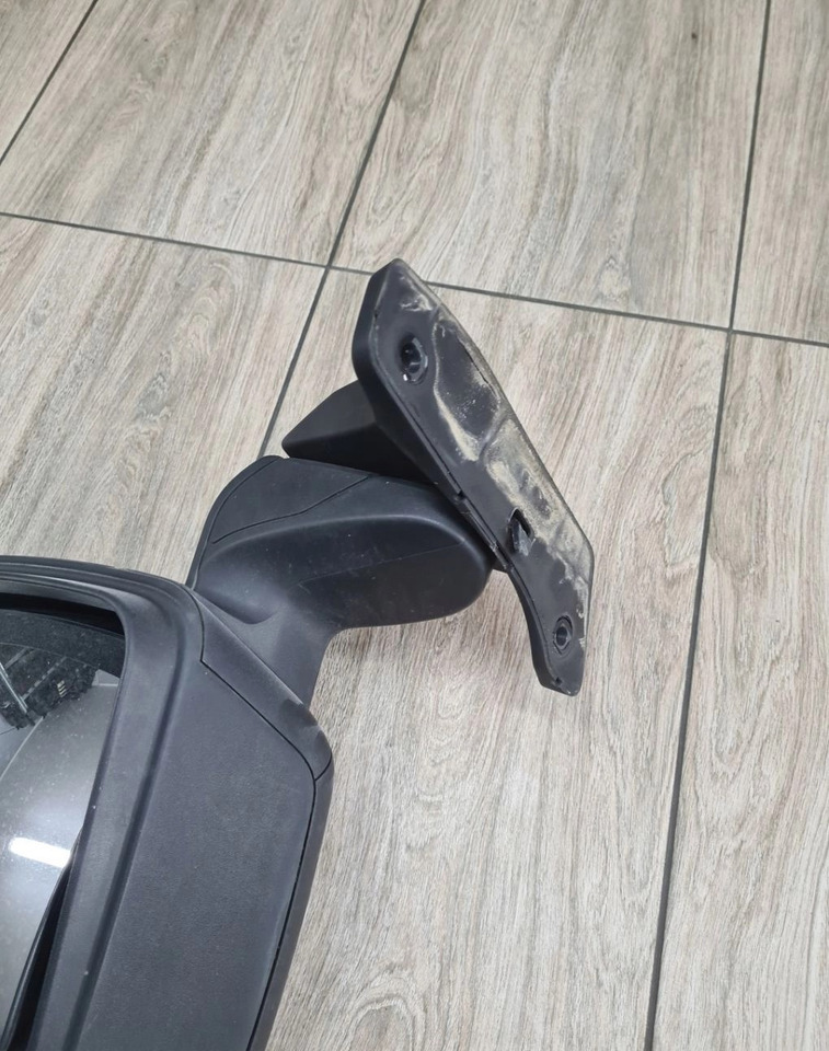 Renault GAMA T C K RANGE - Retrovizor: slika Renault GAMA T C K RANGE - Retrovizor Renault GAMA T C K RANGE - Retrovizor: slika Renault GAMA T C K RANGE - Retrovizor