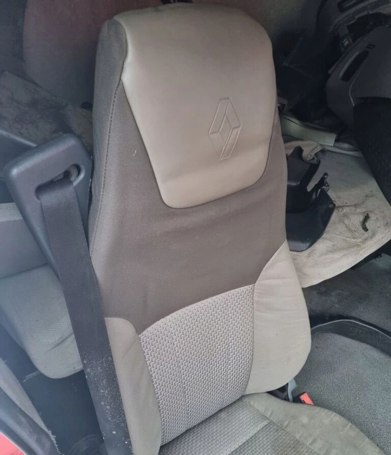 Renault PREMIUM DXI Renault - Sjedalo za Kamion: slika Renault PREMIUM DXI Renault - Sjedalo za Kamion Renault PREMIUM DXI Renault - Sjedalo za Kamion: slika Renault PREMIUM DXI Renault - Sjedalo za Kamion