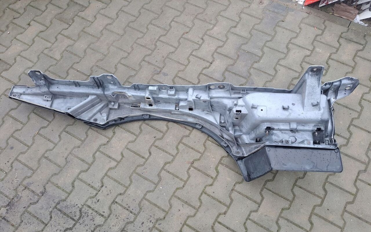 Renault STOPNICA GÓRNA STOPIEŃ LEWY RENAULT GAMA T RANGE - Prag za Kamion: slika Renault STOPNICA GÓRNA STOPIEŃ LEWY RENAULT GAMA T RANGE - Prag za Kamion Renault STOPNICA GÓRNA STOPIEŃ LEWY RENAULT GAMA T RANGE - Prag za Kamion: slika Renault STOPNICA GÓRNA STOPIEŃ LEWY RENAULT GAMA T RANGE - Prag za Kamion