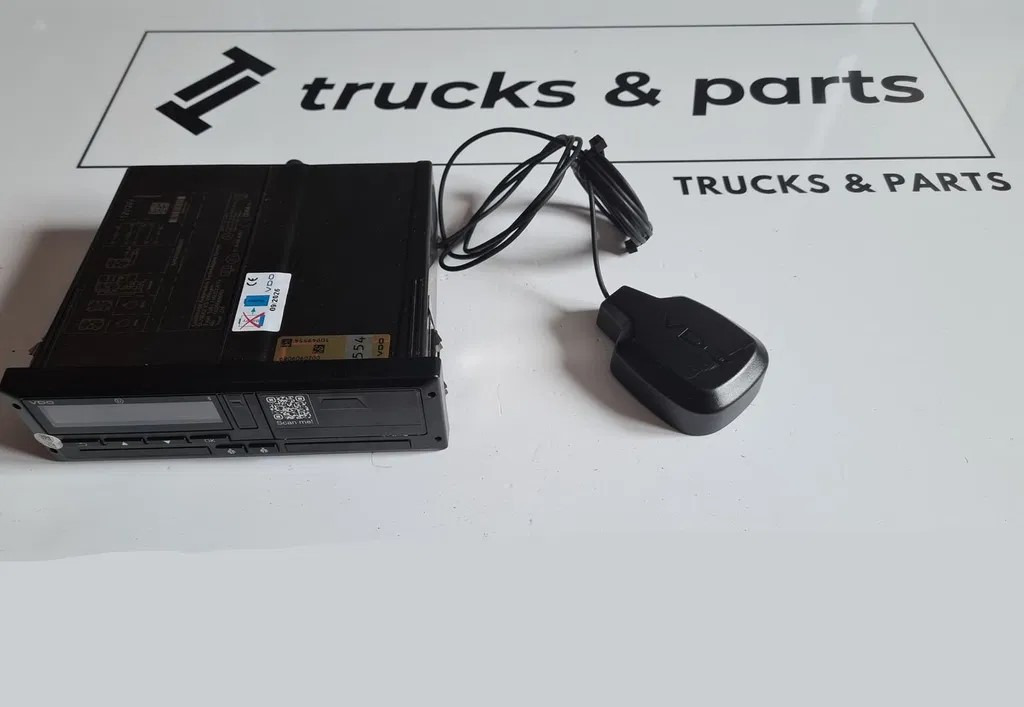 VDO TACHOGRAF VDO 12V/24V R4.1 2024 ROK 2 GENERACJI - Tahograf za Kamion: slika VDO TACHOGRAF VDO 12V/24V R4.1 2024 ROK 2 GENERACJI - Tahograf za Kamion VDO TACHOGRAF VDO 12V/24V R4.1 2024 ROK 2 GENERACJI - Tahograf za Kamion: slika VDO TACHOGRAF VDO 12V/24V R4.1 2024 ROK 2 GENERACJI - Tahograf za Kamion