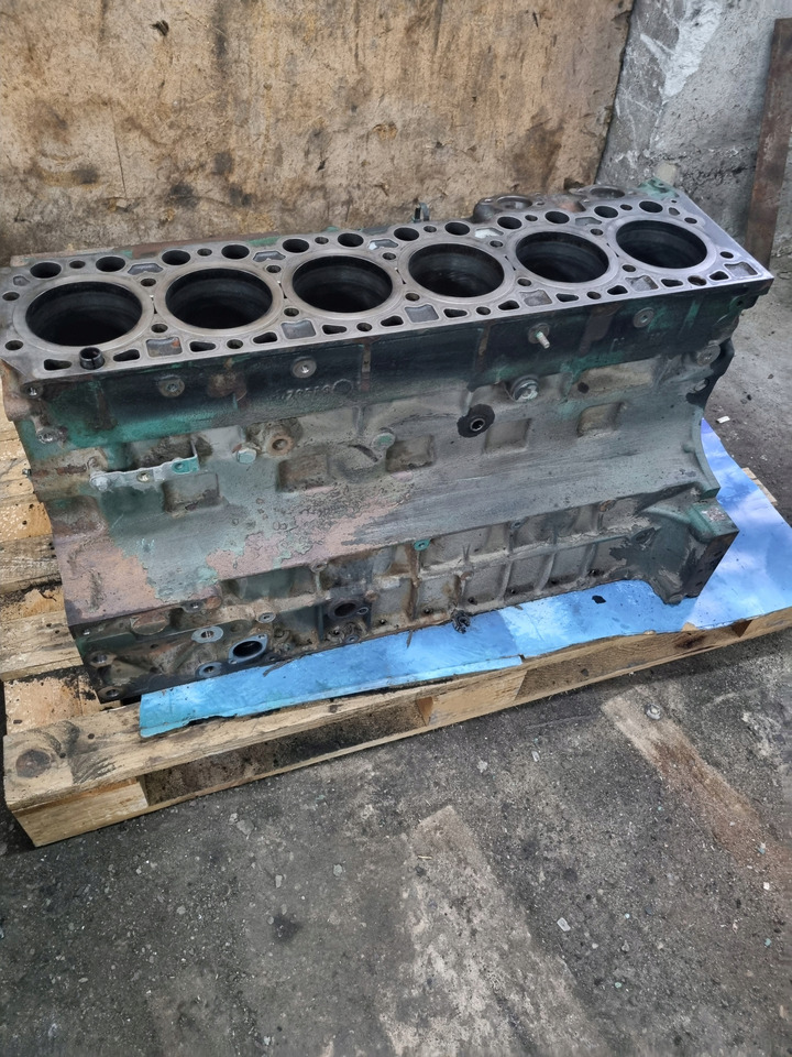 VOLVO BLOK SILNIKA GOŁY SŁUPEK VOLVO FL FE RENAULT PREMIUM MIDLUM DXI 7 D7F - Blok cilindra za Kamion: slika VOLVO BLOK SILNIKA GOŁY SŁUPEK VOLVO FL FE RENAULT PREMIUM MIDLUM DXI 7 D7F - Blok cilindra za Kamion VOLVO BLOK SILNIKA GOŁY SŁUPEK VOLVO FL FE RENAULT PREMIUM MIDLUM DXI 7 D7F - Blok cilindra za Kamion: slika VOLVO BLOK SILNIKA GOŁY SŁUPEK VOLVO FL FE RENAULT PREMIUM MIDLUM DXI 7 D7F - Blok cilindra za Kamion