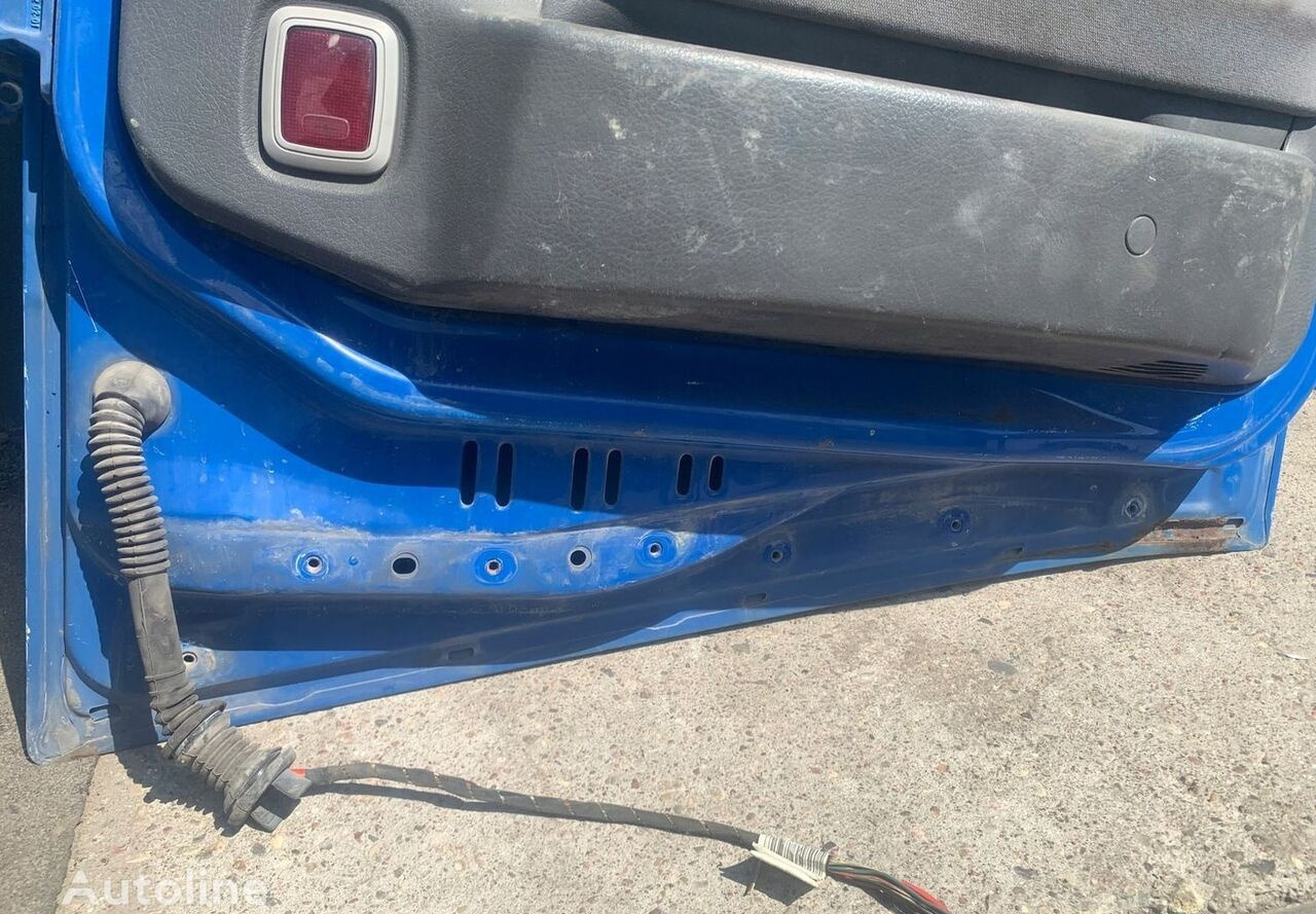 VOLVO DRZWI KOMPLETNE PRAWE VOLVO FH 12 13 - Vrata i dijelovi za Kamion: slika VOLVO DRZWI KOMPLETNE PRAWE VOLVO FH 12 13 - Vrata i dijelovi za Kamion VOLVO DRZWI KOMPLETNE PRAWE VOLVO FH 12 13 - Vrata i dijelovi za Kamion: slika VOLVO DRZWI KOMPLETNE PRAWE VOLVO FH 12 13 - Vrata i dijelovi za Kamion