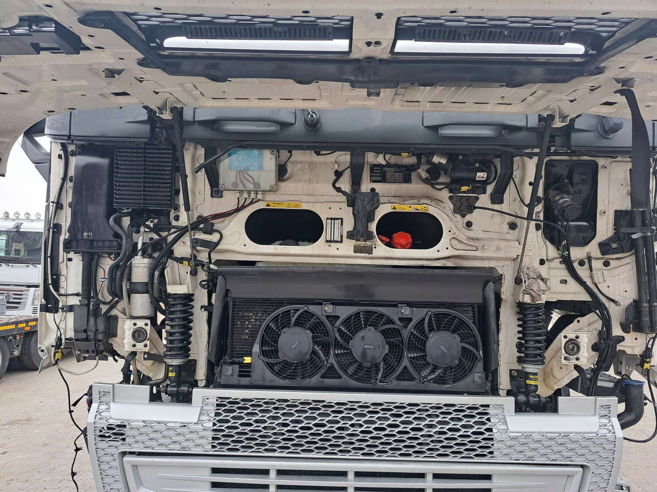 VOLVO GOŁY SZKIELET VOLVO FH 4 EURO 6 XL - Kabina za Kamion: slika VOLVO GOŁY SZKIELET VOLVO FH 4 EURO 6 XL - Kabina za Kamion VOLVO GOŁY SZKIELET VOLVO FH 4 EURO 6 XL - Kabina za Kamion: slika VOLVO GOŁY SZKIELET VOLVO FH 4 EURO 6 XL - Kabina za Kamion