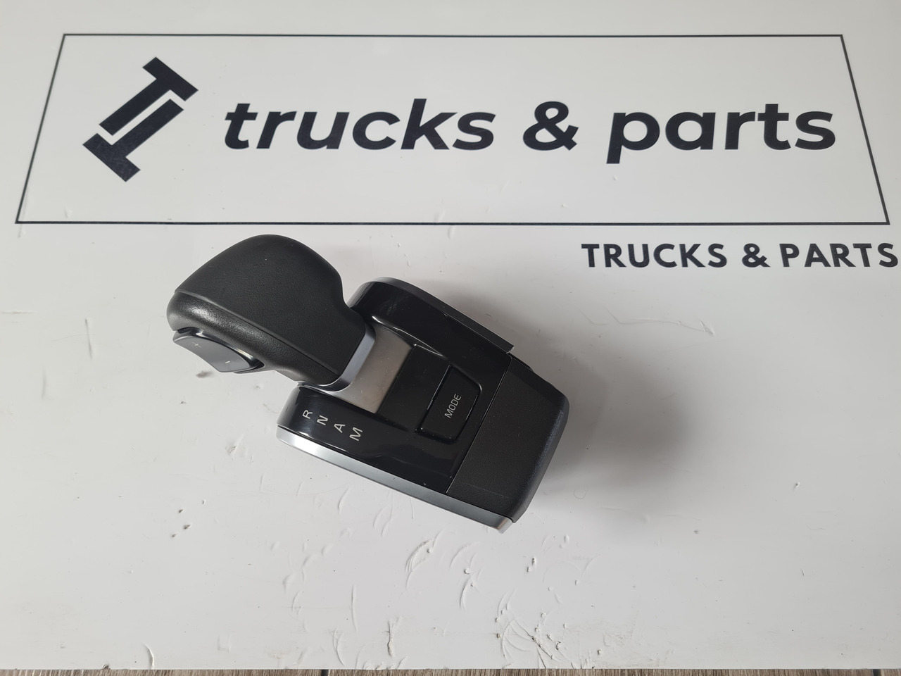 VOLVO JOYSTICK ZMIANY BIEGÓW LEWAREK VOLVO FH 5 FM 5 EURO 6 ORYGINAŁ 22719325 - Ručica mjenjača za Kamion: slika VOLVO JOYSTICK ZMIANY BIEGÓW LEWAREK VOLVO FH 5 FM 5 EURO 6 ORYGINAŁ 22719325 - Ručica mjenjača za Kamion VOLVO JOYSTICK ZMIANY BIEGÓW LEWAREK VOLVO FH 5 FM 5 EURO 6 ORYGINAŁ 22719325 - Ručica mjenjača za Kamion: slika VOLVO JOYSTICK ZMIANY BIEGÓW LEWAREK VOLVO FH 5 FM 5 EURO 6 ORYGINAŁ 22719325 - Ručica mjenjača za Kamion