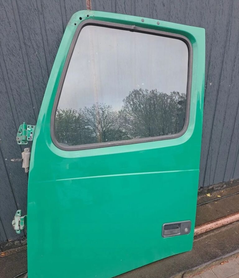 Volvo FH 13 LIFT - Vrata i dijelovi za Kamion: slika Volvo FH 13 LIFT - Vrata i dijelovi za Kamion Volvo FH 13 LIFT - Vrata i dijelovi za Kamion: slika Volvo FH 13 LIFT - Vrata i dijelovi za Kamion