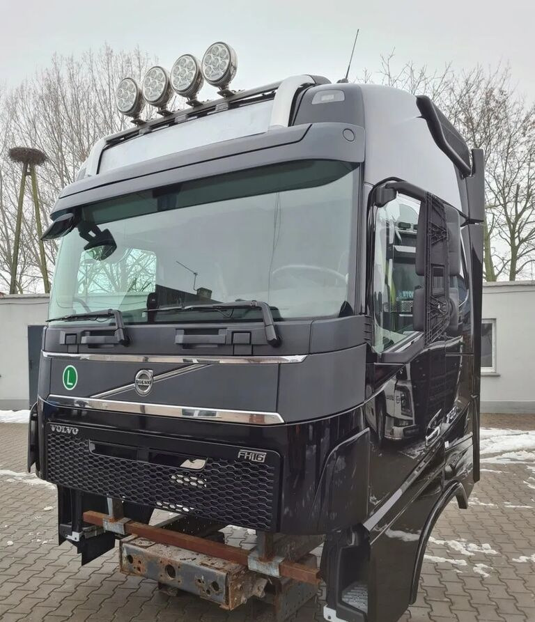 Volvo KOMPLETNA FH 16 750 EURO 6 GLOBETROTTER 2018 ROK Volvo VOLVO FH 16 750 EURO 6 GLOBETROTTER 2018 ROK - Kabina za Kamion: slika Volvo KOMPLETNA FH 16 750 EURO 6 GLOBETROTTER 2018 ROK Volvo VOLVO FH 16 750 EURO 6 GLOBETROTTER 2018 ROK - Kabina za Kamion Volvo KOMPLETNA FH 16 750 EURO 6 GLOBETROTTER 2018 ROK Volvo VOLVO FH 16 750 EURO 6 GLOBETROTTER 2018 ROK - Kabina za Kamion: slika Volvo KOMPLETNA FH 16 750 EURO 6 GLOBETROTTER 2018 ROK Volvo VOLVO FH 16 750 EURO 6 GLOBETROTTER 2018 ROK - Kabina za Kamion