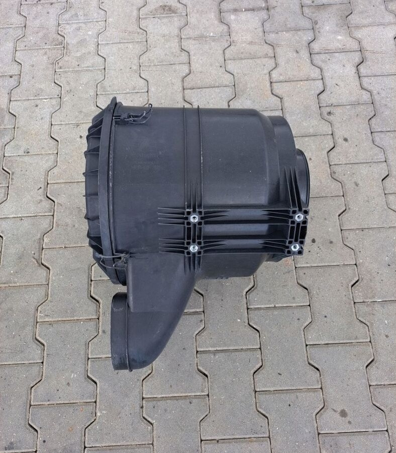 Volvo OBUDOWA FILTRA POWIETRZA VOLVO FH FM 4 13 LIFT - Filter zraka za Kamion: slika Volvo OBUDOWA FILTRA POWIETRZA VOLVO FH FM 4 13 LIFT - Filter zraka za Kamion Volvo OBUDOWA FILTRA POWIETRZA VOLVO FH FM 4 13 LIFT - Filter zraka za Kamion: slika Volvo OBUDOWA FILTRA POWIETRZA VOLVO FH FM 4 13 LIFT - Filter zraka za Kamion