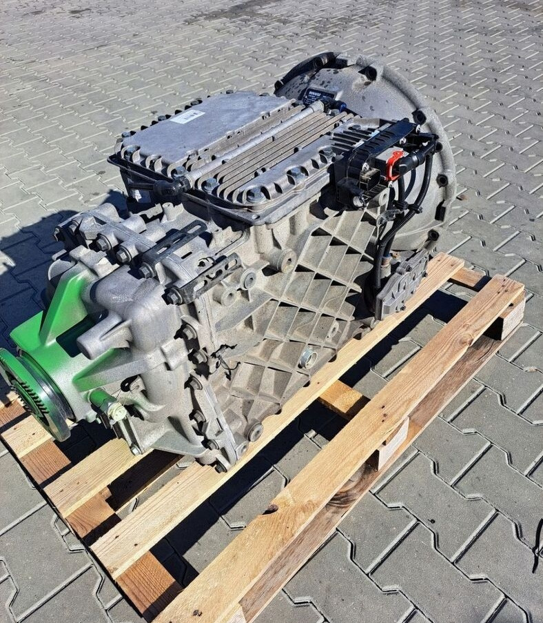 Volvo SKRZYNIA BIEGÓW RENAULT GAMA T ATO2612E VOLVO FH 4 ATO - Mjenjač za Kamion: slika Volvo SKRZYNIA BIEGÓW RENAULT GAMA T ATO2612E VOLVO FH 4 ATO - Mjenjač za Kamion Volvo SKRZYNIA BIEGÓW RENAULT GAMA T ATO2612E VOLVO FH 4 ATO - Mjenjač za Kamion: slika Volvo SKRZYNIA BIEGÓW RENAULT GAMA T ATO2612E VOLVO FH 4 ATO - Mjenjač za Kamion