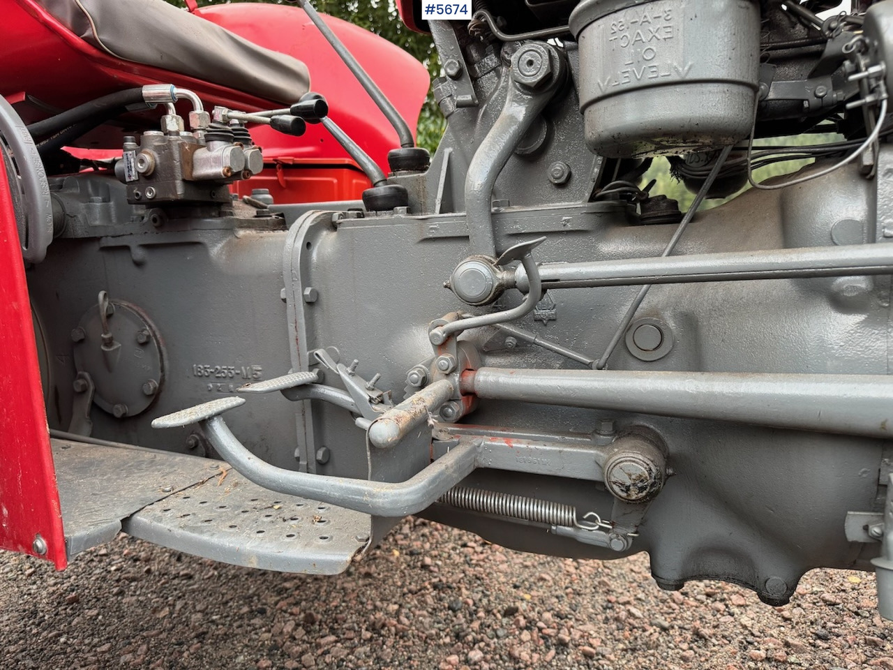 Traktor 1961 Massey Ferguson 35 m/ litt utstyr: slika Traktor 1961 Massey Ferguson 35 m/ litt utstyr Traktor 1961 Massey Ferguson 35 m/ litt utstyr: slika Traktor 1961 Massey Ferguson 35 m/ litt utstyr