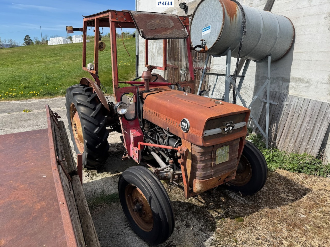 1968 Massey Ferguson 133 - Traktor: slika 1968 Massey Ferguson 133 - Traktor 1968 Massey Ferguson 133 - Traktor: slika 1968 Massey Ferguson 133 - Traktor