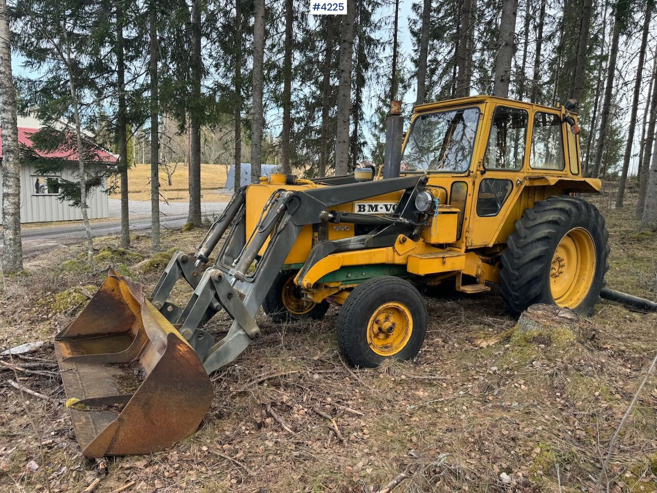 1978 Volvo 650 Traktorgraver m/ 4 skuffer - Traktor: slika 1978 Volvo 650 Traktorgraver m/ 4 skuffer - Traktor 1978 Volvo 650 Traktorgraver m/ 4 skuffer - Traktor: slika 1978 Volvo 650 Traktorgraver m/ 4 skuffer - Traktor