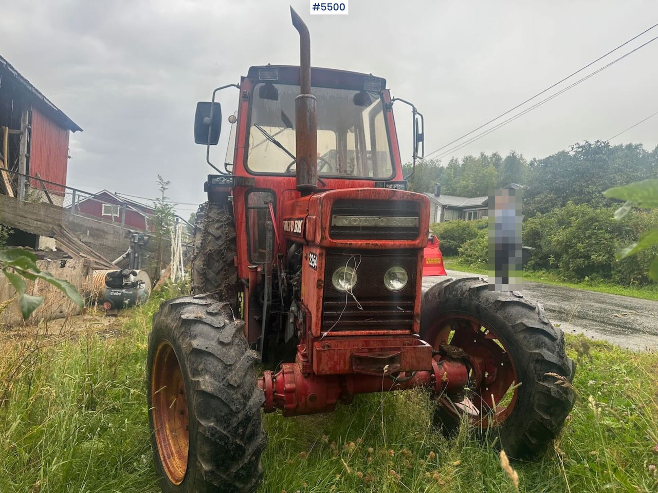 1979 Volvo BM 2254 tractor with front loader and chains. SEE VIDEO. - Traktor: slika 1979 Volvo BM 2254 tractor with front loader and chains. SEE VIDEO. - Traktor 1979 Volvo BM 2254 tractor with front loader and chains. SEE VIDEO. - Traktor: slika 1979 Volvo BM 2254 tractor with front loader and chains. SEE VIDEO. - Traktor