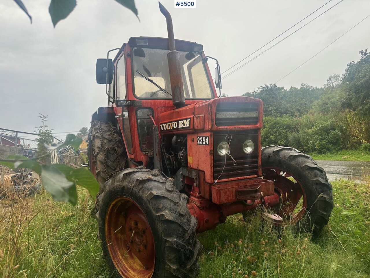 1979 Volvo BM 2254 tractor with front loader and chains. SEE VIDEO. - Traktor: slika 1979 Volvo BM 2254 tractor with front loader and chains. SEE VIDEO. - Traktor 1979 Volvo BM 2254 tractor with front loader and chains. SEE VIDEO. - Traktor: slika 1979 Volvo BM 2254 tractor with front loader and chains. SEE VIDEO. - Traktor