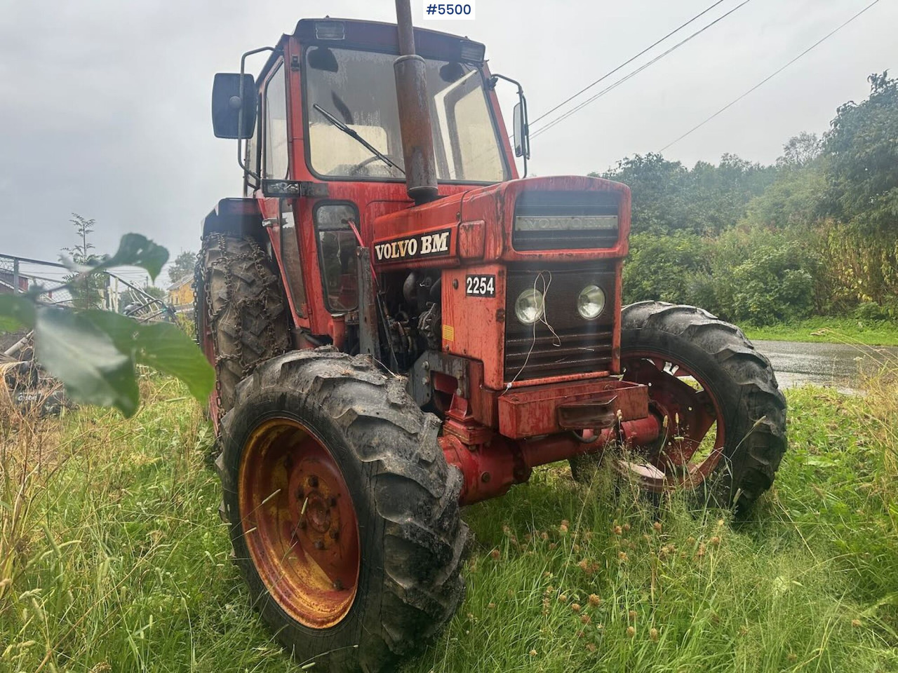 1979 Volvo BM 2254 tractor with front loader and chains. SEE VIDEO. - Traktor: slika 1979 Volvo BM 2254 tractor with front loader and chains. SEE VIDEO. - Traktor 1979 Volvo BM 2254 tractor with front loader and chains. SEE VIDEO. - Traktor: slika 1979 Volvo BM 2254 tractor with front loader and chains. SEE VIDEO. - Traktor
