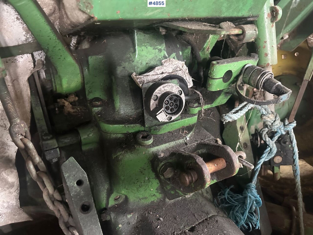 Traktor 1980 John Deere 1030 tractor w/ twin deck and duun cabin. See hours.: slika Traktor 1980 John Deere 1030 tractor w/ twin deck and duun cabin. See hours.