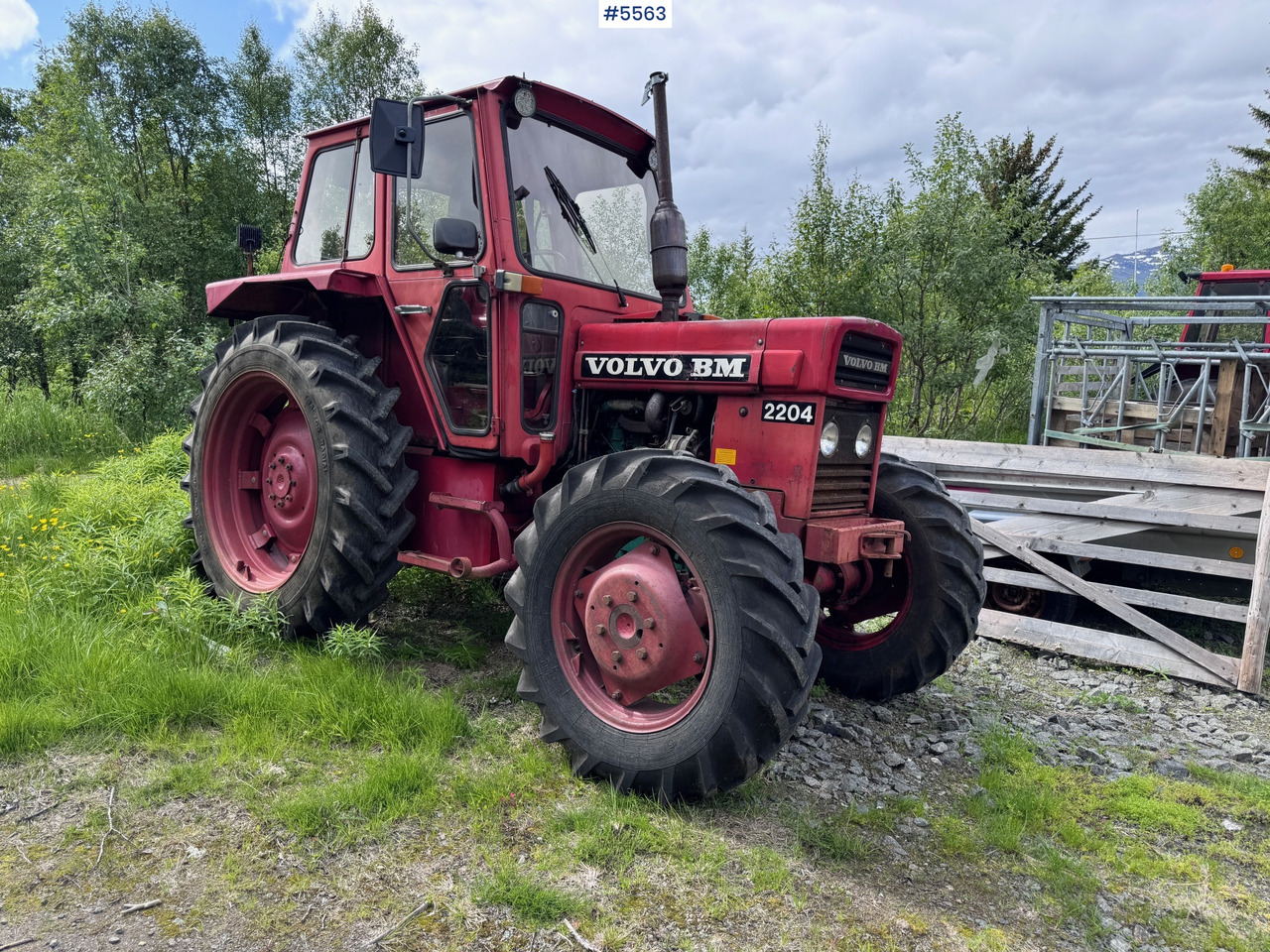 1980 Volvo BM 2204 - Traktor: slika 1980 Volvo BM 2204 - Traktor 1980 Volvo BM 2204 - Traktor: slika 1980 Volvo BM 2204 - Traktor