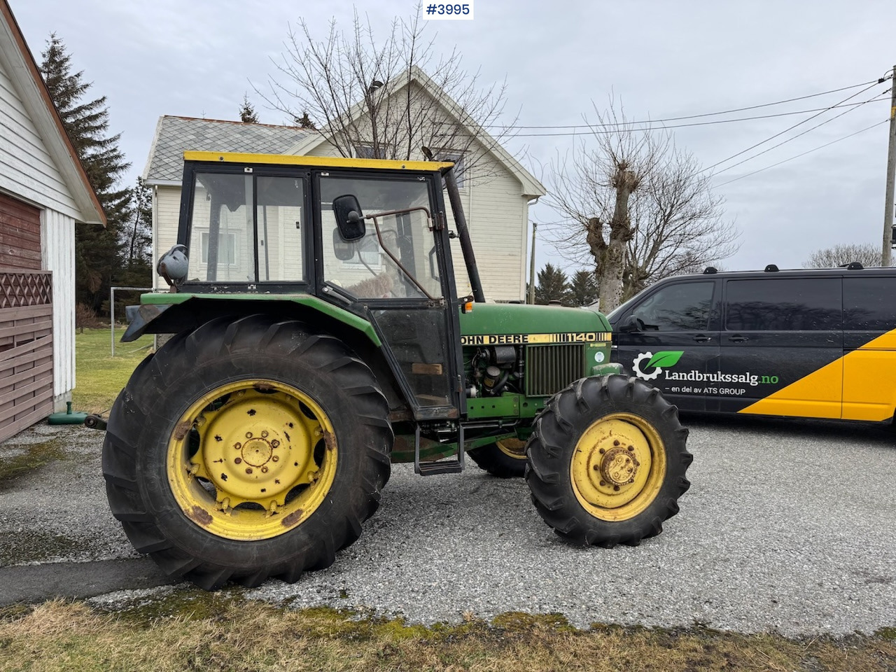 1981 John Deere 1140 - Traktor: slika 1981 John Deere 1140 - Traktor 1981 John Deere 1140 - Traktor: slika 1981 John Deere 1140 - Traktor