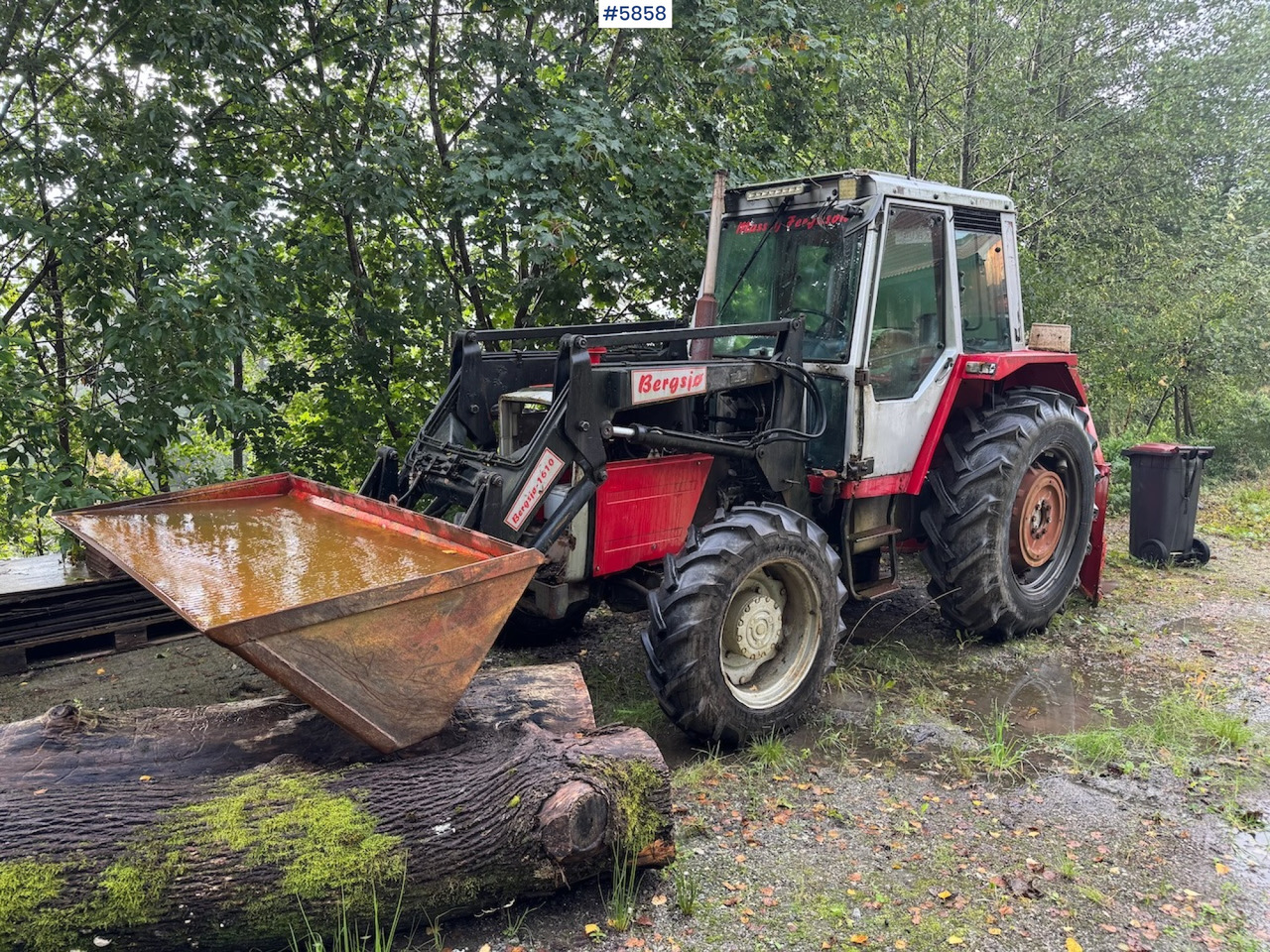 1983 Massey Ferguson 690 with front loader - Traktor: slika 1983 Massey Ferguson 690 with front loader - Traktor 1983 Massey Ferguson 690 with front loader - Traktor: slika 1983 Massey Ferguson 690 with front loader - Traktor