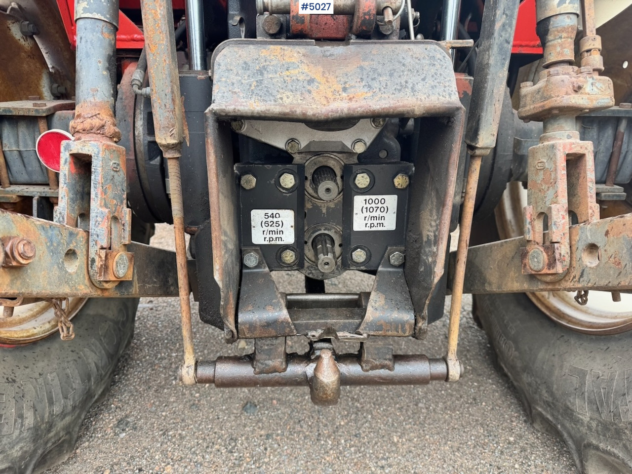 Zakup  1985 Volvo Valmet 805 Turbo 4x4 w/ Front loader 1985 Volvo Valmet 805 Turbo 4x4 w/ Front loader: slika Zakup  1985 Volvo Valmet 805 Turbo 4x4 w/ Front loader 1985 Volvo Valmet 805 Turbo 4x4 w/ Front loader