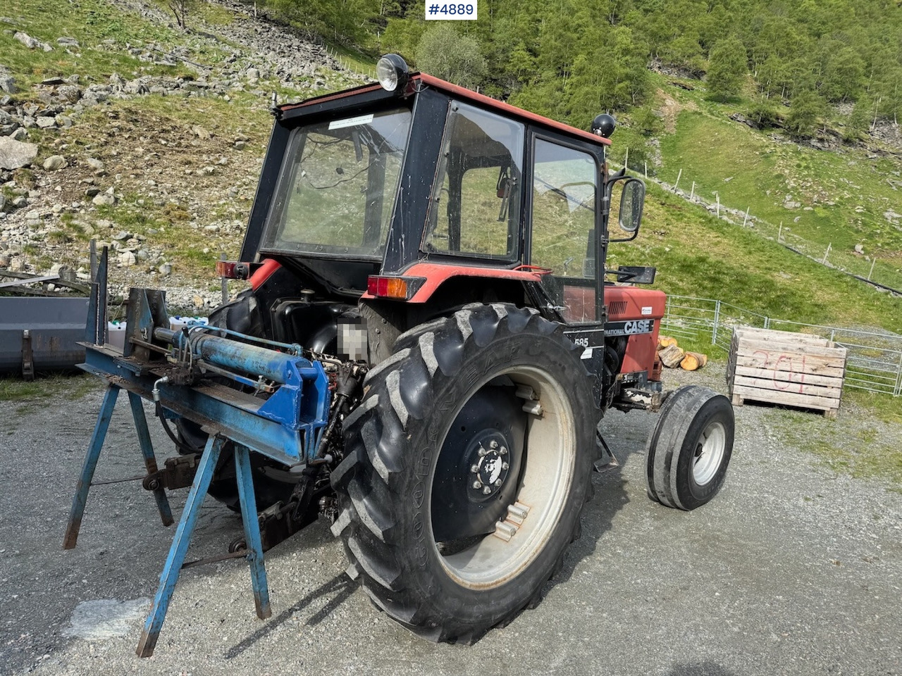 1986 Case International 585 - Traktor: slika 1986 Case International 585 - Traktor 1986 Case International 585 - Traktor: slika 1986 Case International 585 - Traktor