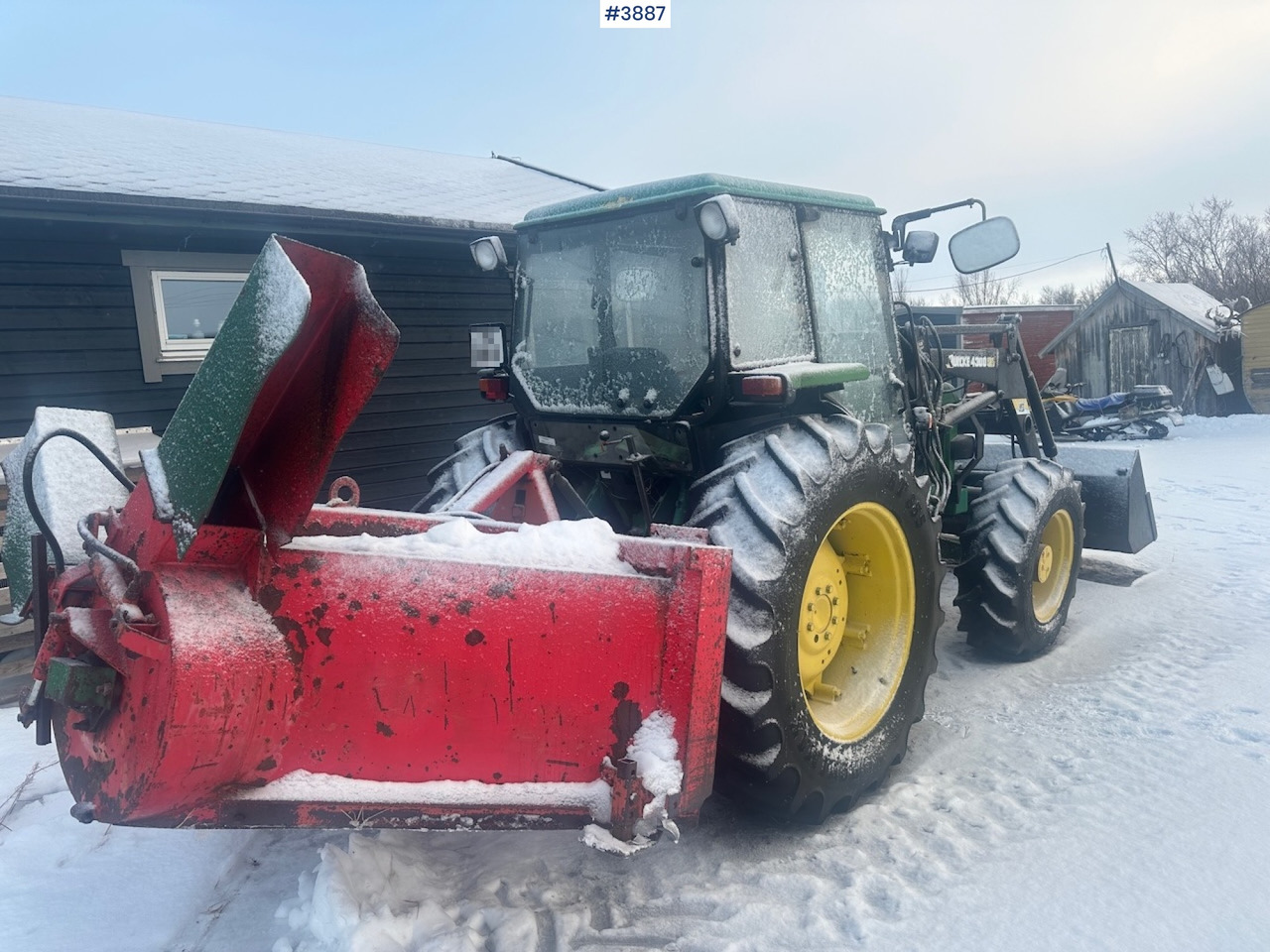1987 John Deere Power Synchron 2450 4x4 w/ Quicke 4300 front loader, snow blower and gravel bucket. WATCH VIDEO. - Traktor: slika 1987 John Deere Power Synchron 2450 4x4 w/ Quicke 4300 front loader, snow blower and gravel bucket. WATCH VIDEO. - Traktor 1987 John Deere Power Synchron 2450 4x4 w/ Quicke 4300 front loader, snow blower and gravel bucket. WATCH VIDEO. - Traktor: slika 1987 John Deere Power Synchron 2450 4x4 w/ Quicke 4300 front loader, snow blower and gravel bucket. WATCH VIDEO. - Traktor