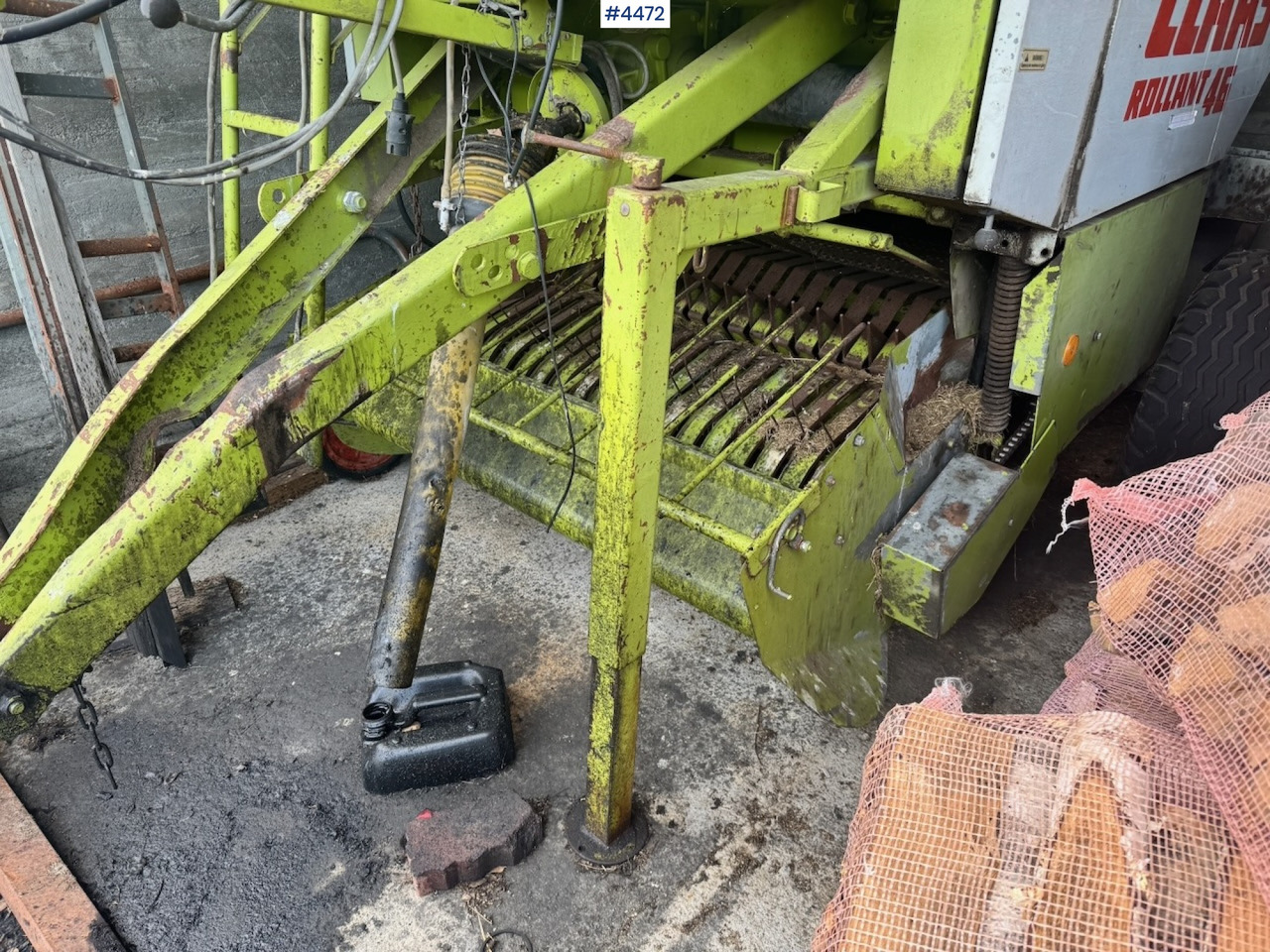 1990 Claas Rollant 46 Round Baler - Oprema za prevrtanje sijena: slika 1990 Claas Rollant 46 Round Baler - Oprema za prevrtanje sijena 1990 Claas Rollant 46 Round Baler - Oprema za prevrtanje sijena: slika 1990 Claas Rollant 46 Round Baler - Oprema za prevrtanje sijena