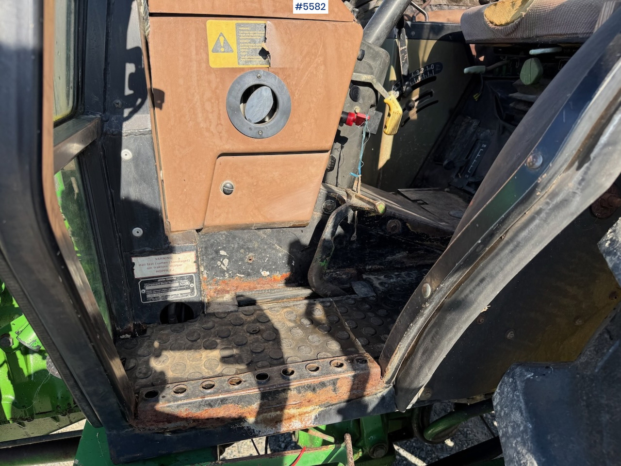 1991 John Deere 2650 Fox Power Synchron m/frontalster - Traktor: slika 1991 John Deere 2650 Fox Power Synchron m/frontalster - Traktor 1991 John Deere 2650 Fox Power Synchron m/frontalster - Traktor: slika 1991 John Deere 2650 Fox Power Synchron m/frontalster - Traktor