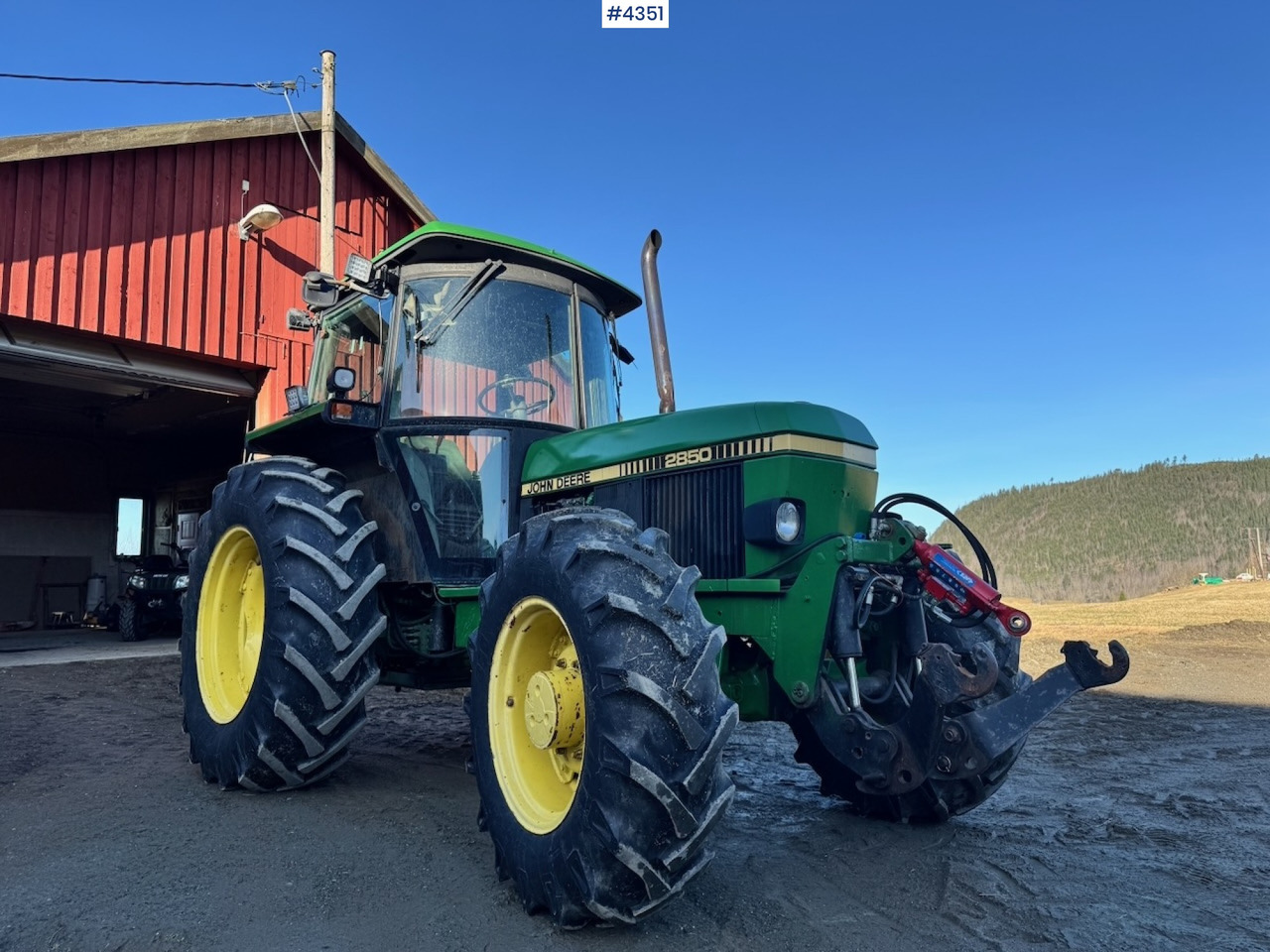 1991 John Deere 2850 4x4 Synchron w/ front hydraulics. - Traktor: slika 1991 John Deere 2850 4x4 Synchron w/ front hydraulics. - Traktor 1991 John Deere 2850 4x4 Synchron w/ front hydraulics. - Traktor: slika 1991 John Deere 2850 4x4 Synchron w/ front hydraulics. - Traktor