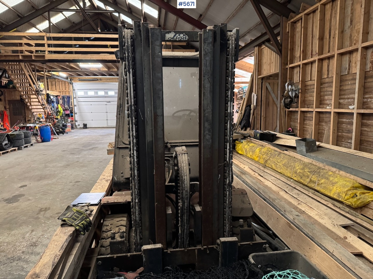 1991 Linde H-40 D. - Viličar: slika 1991 Linde H-40 D. - Viličar 1991 Linde H-40 D. - Viličar: slika 1991 Linde H-40 D. - Viličar