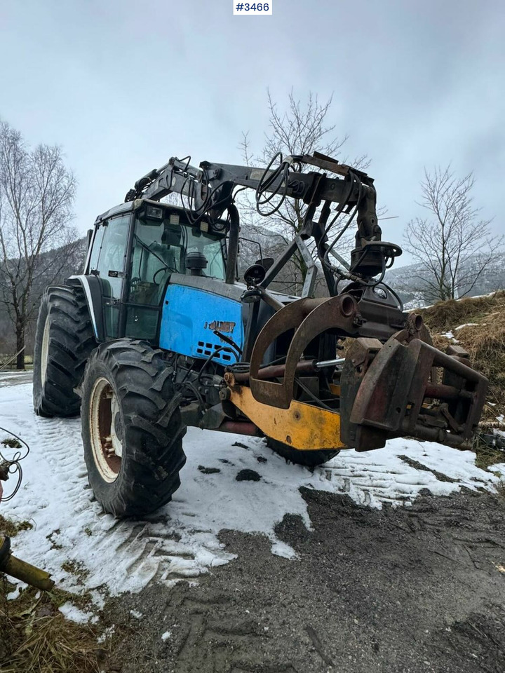 1993 Valmet 8100 m/ Hiab FMV Crane and timber trailer - Traktor: slika 1993 Valmet 8100 m/ Hiab FMV Crane and timber trailer - Traktor 1993 Valmet 8100 m/ Hiab FMV Crane and timber trailer - Traktor: slika 1993 Valmet 8100 m/ Hiab FMV Crane and timber trailer - Traktor