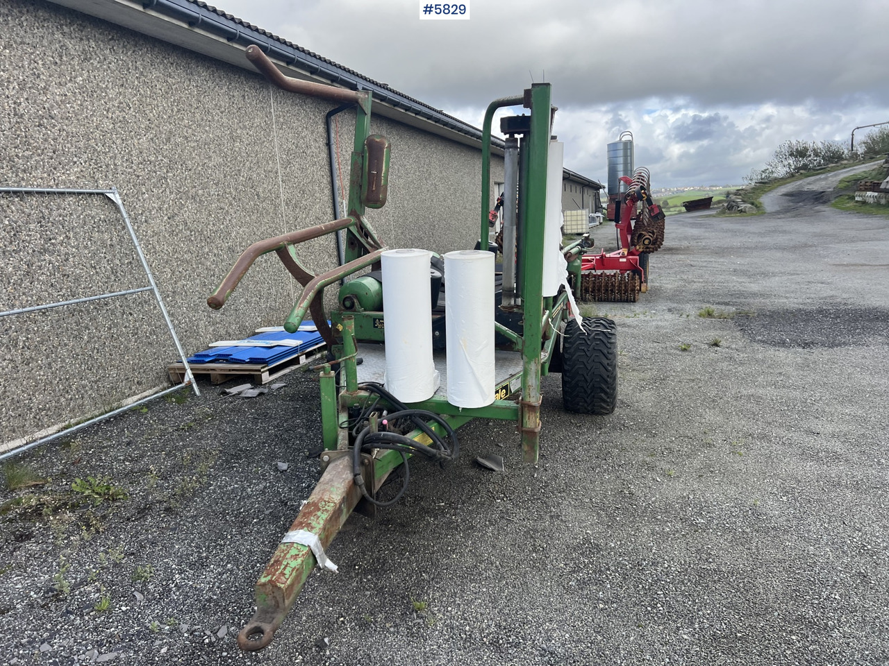 1996 Mchale 991B round bale wrapper - Oprema za prevrtanje sijena: slika 1996 Mchale 991B round bale wrapper - Oprema za prevrtanje sijena 1996 Mchale 991B round bale wrapper - Oprema za prevrtanje sijena: slika 1996 Mchale 991B round bale wrapper - Oprema za prevrtanje sijena