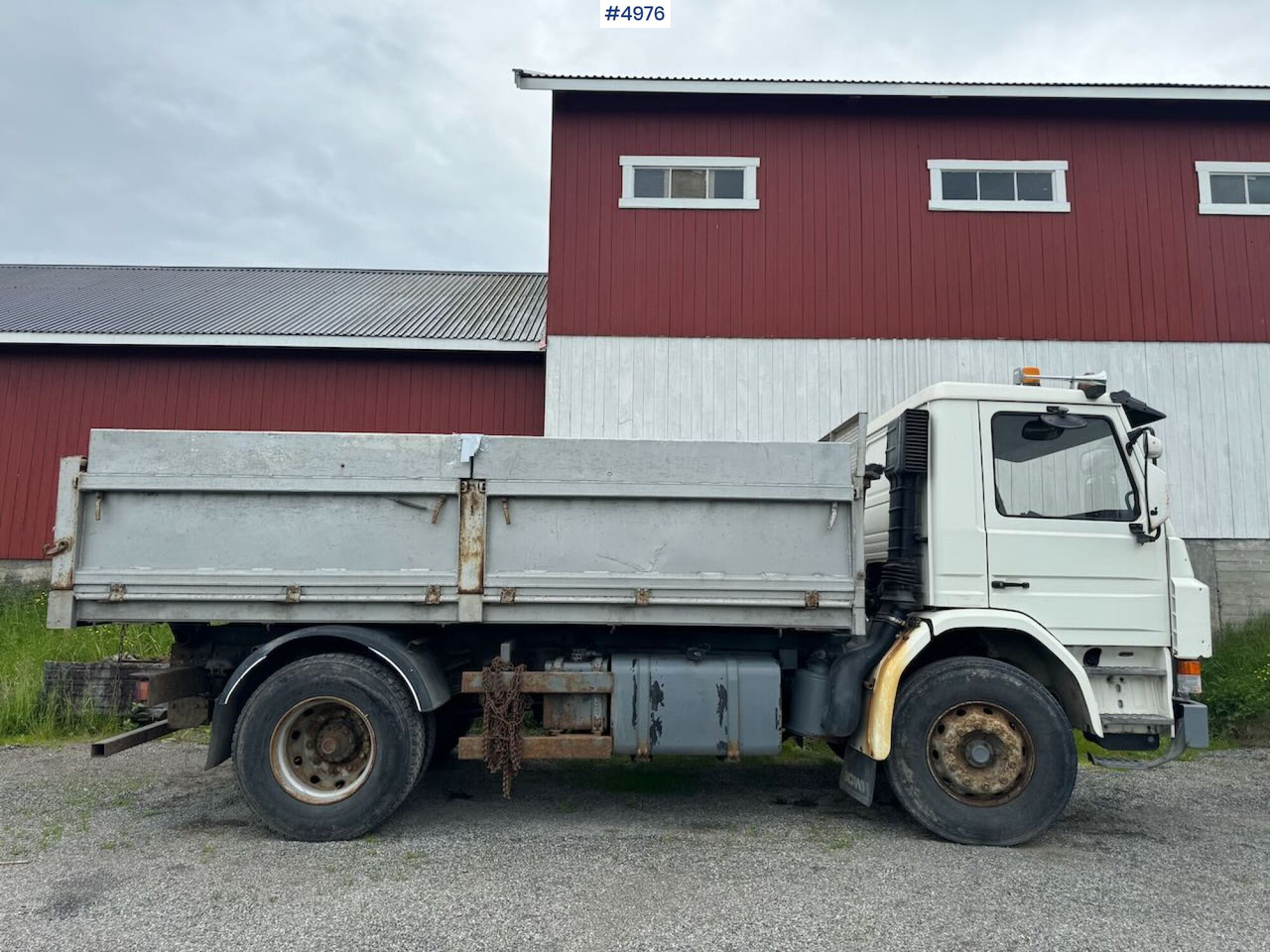 1996 Scania P93 4x2 tipper truck - Kiper: slika 1996 Scania P93 4x2 tipper truck - Kiper 1996 Scania P93 4x2 tipper truck - Kiper: slika 1996 Scania P93 4x2 tipper truck - Kiper