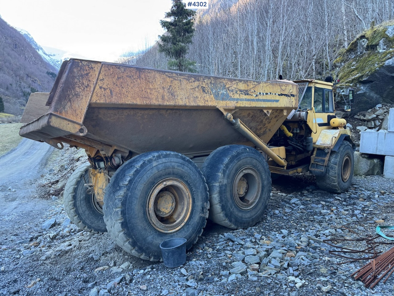 1996 Volvo A25C 6x6 - Zglobni istovarivač: slika 1996 Volvo A25C 6x6 - Zglobni istovarivač 1996 Volvo A25C 6x6 - Zglobni istovarivač: slika 1996 Volvo A25C 6x6 - Zglobni istovarivač