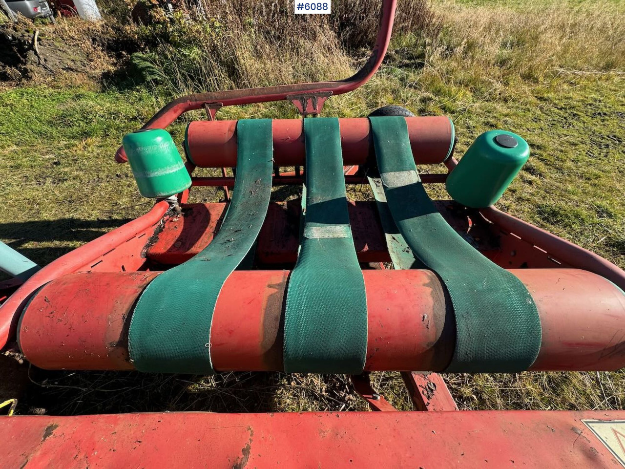 1998 Kverneland 7335 Round bale wrapper - Oprema za prevrtanje sijena: slika 1998 Kverneland 7335 Round bale wrapper - Oprema za prevrtanje sijena 1998 Kverneland 7335 Round bale wrapper - Oprema za prevrtanje sijena: slika 1998 Kverneland 7335 Round bale wrapper - Oprema za prevrtanje sijena