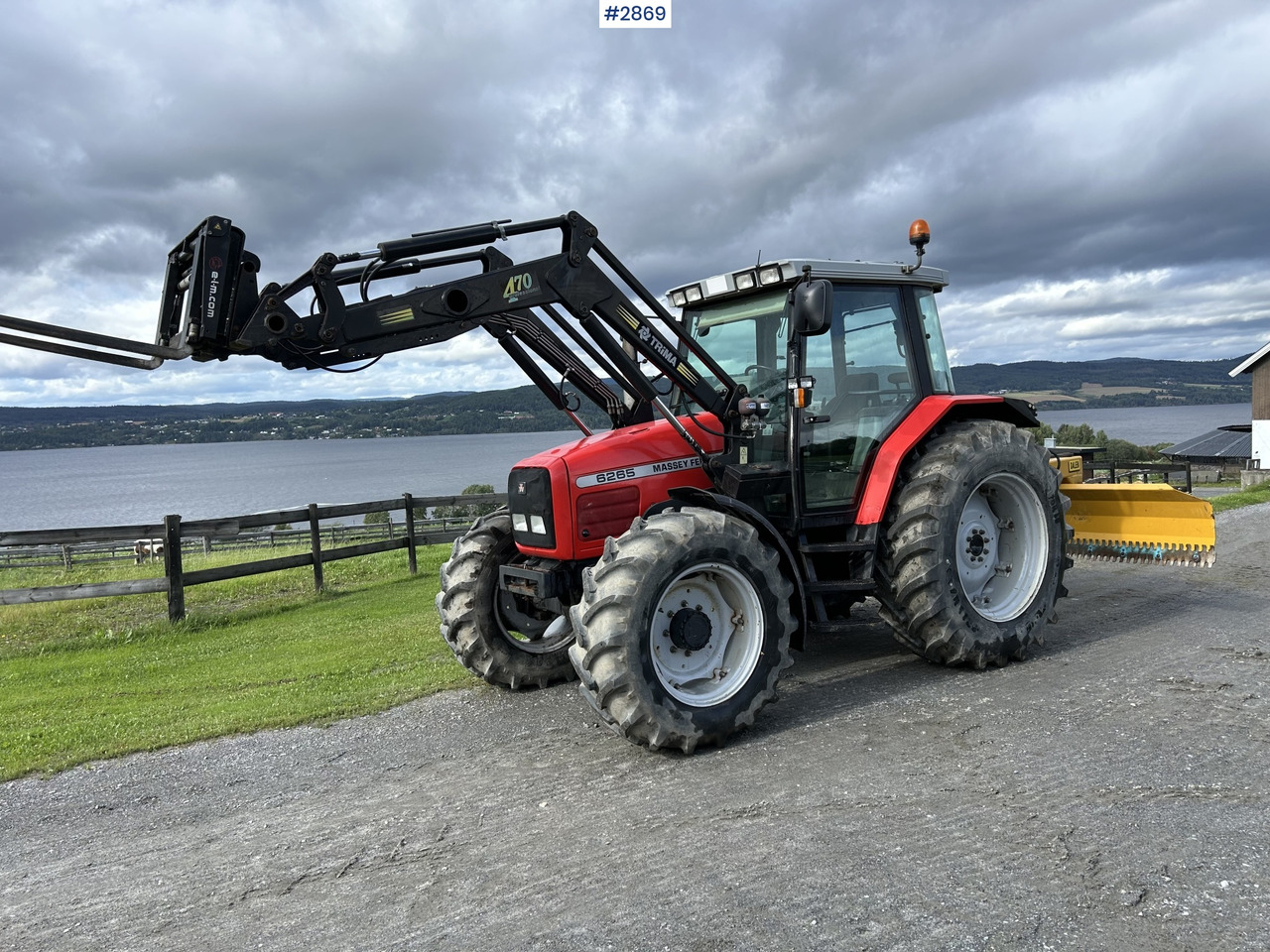 1999 Massey Ferguson 6265 w/ trima 420 front loader - Traktor: slika 1999 Massey Ferguson 6265 w/ trima 420 front loader - Traktor 1999 Massey Ferguson 6265 w/ trima 420 front loader - Traktor: slika 1999 Massey Ferguson 6265 w/ trima 420 front loader - Traktor