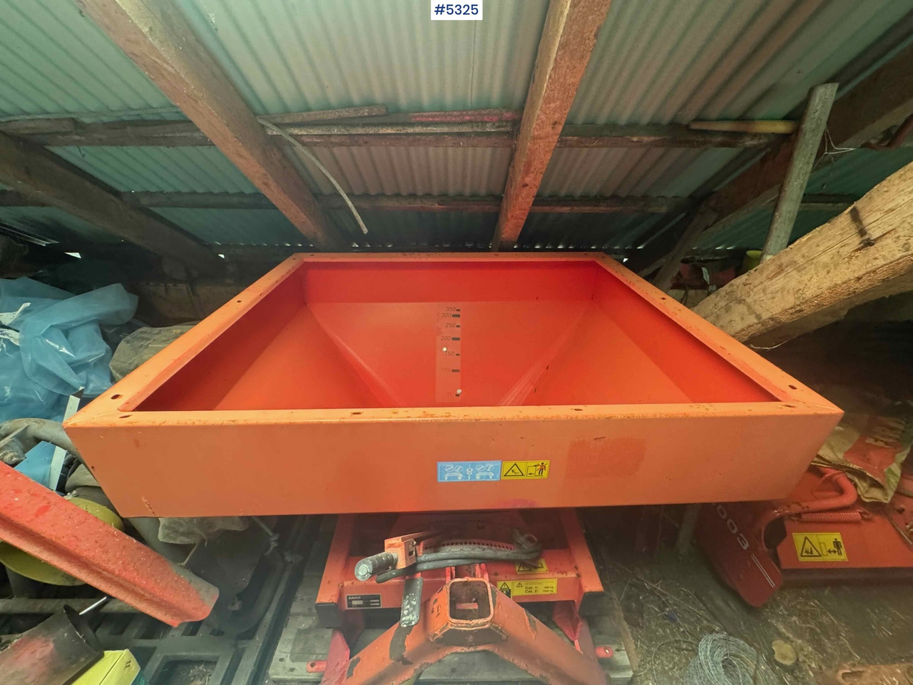 1999 Rauch MDS 81 fertilizer spreader - Rasipač gnojiva: slika 1999 Rauch MDS 81 fertilizer spreader - Rasipač gnojiva 1999 Rauch MDS 81 fertilizer spreader - Rasipač gnojiva: slika 1999 Rauch MDS 81 fertilizer spreader - Rasipač gnojiva