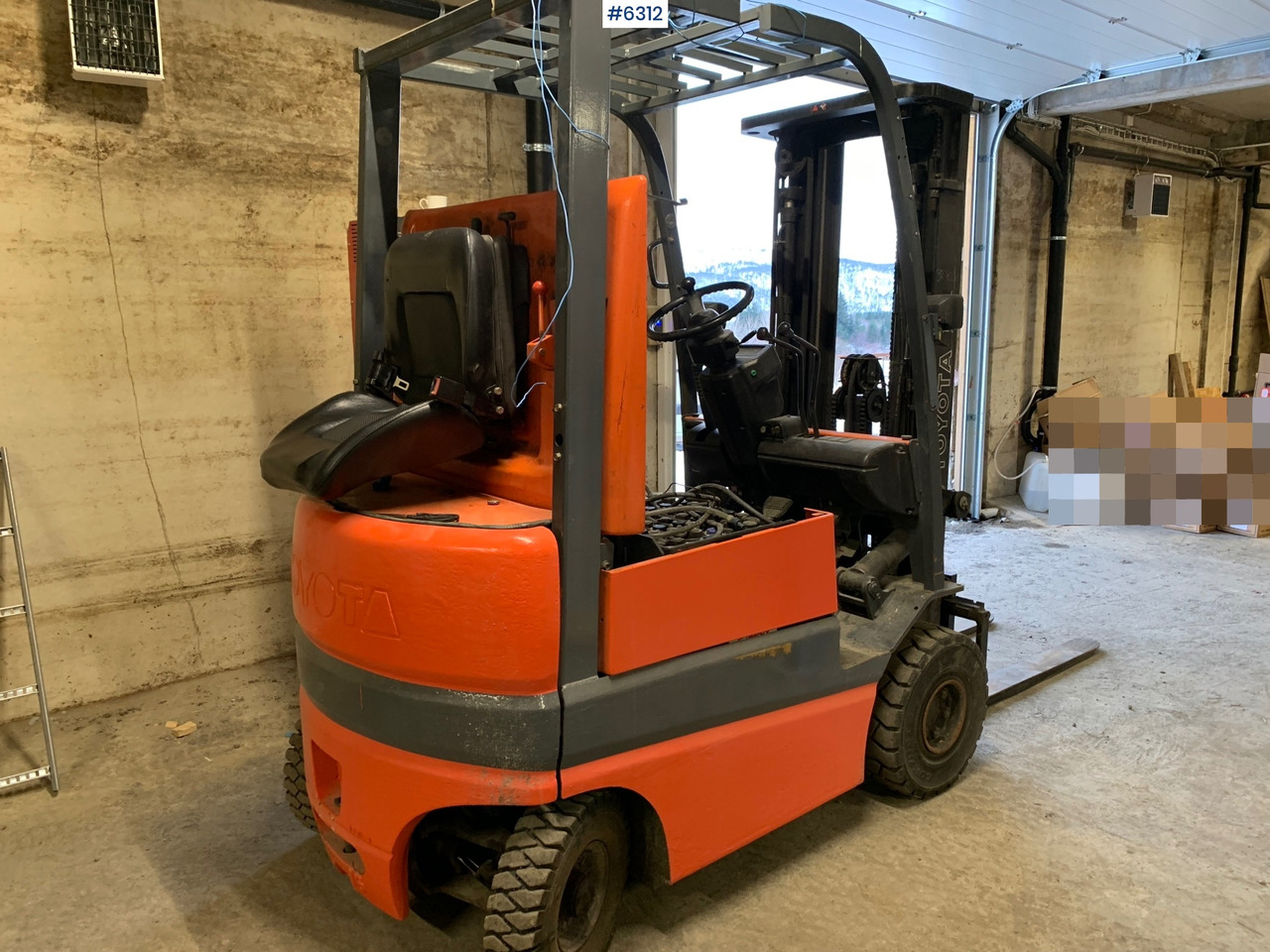 1999 Toyota FBMF 16 Electric Forklift. - Viličar: slika 1999 Toyota FBMF 16 Electric Forklift. - Viličar 1999 Toyota FBMF 16 Electric Forklift. - Viličar: slika 1999 Toyota FBMF 16 Electric Forklift. - Viličar