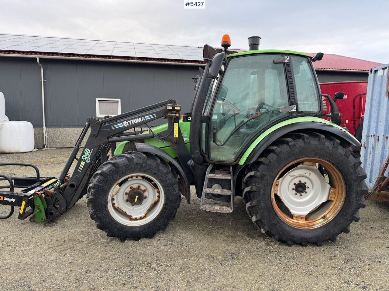 2001 Deutz Fahr Agrotron 90 w/front loader. - Traktor: slika 2001 Deutz Fahr Agrotron 90 w/front loader. - Traktor 2001 Deutz Fahr Agrotron 90 w/front loader. - Traktor: slika 2001 Deutz Fahr Agrotron 90 w/front loader. - Traktor