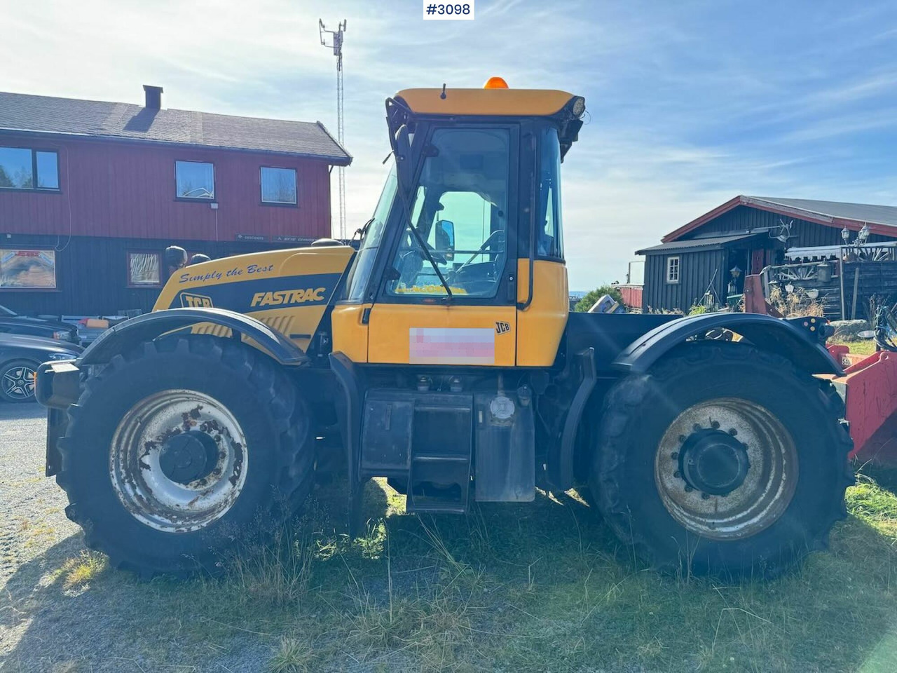 2001 JCB Fastrac 3185 4x4. The plow rigged and two sets of tires. - Traktor: slika 2001 JCB Fastrac 3185 4x4. The plow rigged and two sets of tires. - Traktor 2001 JCB Fastrac 3185 4x4. The plow rigged and two sets of tires. - Traktor: slika 2001 JCB Fastrac 3185 4x4. The plow rigged and two sets of tires. - Traktor