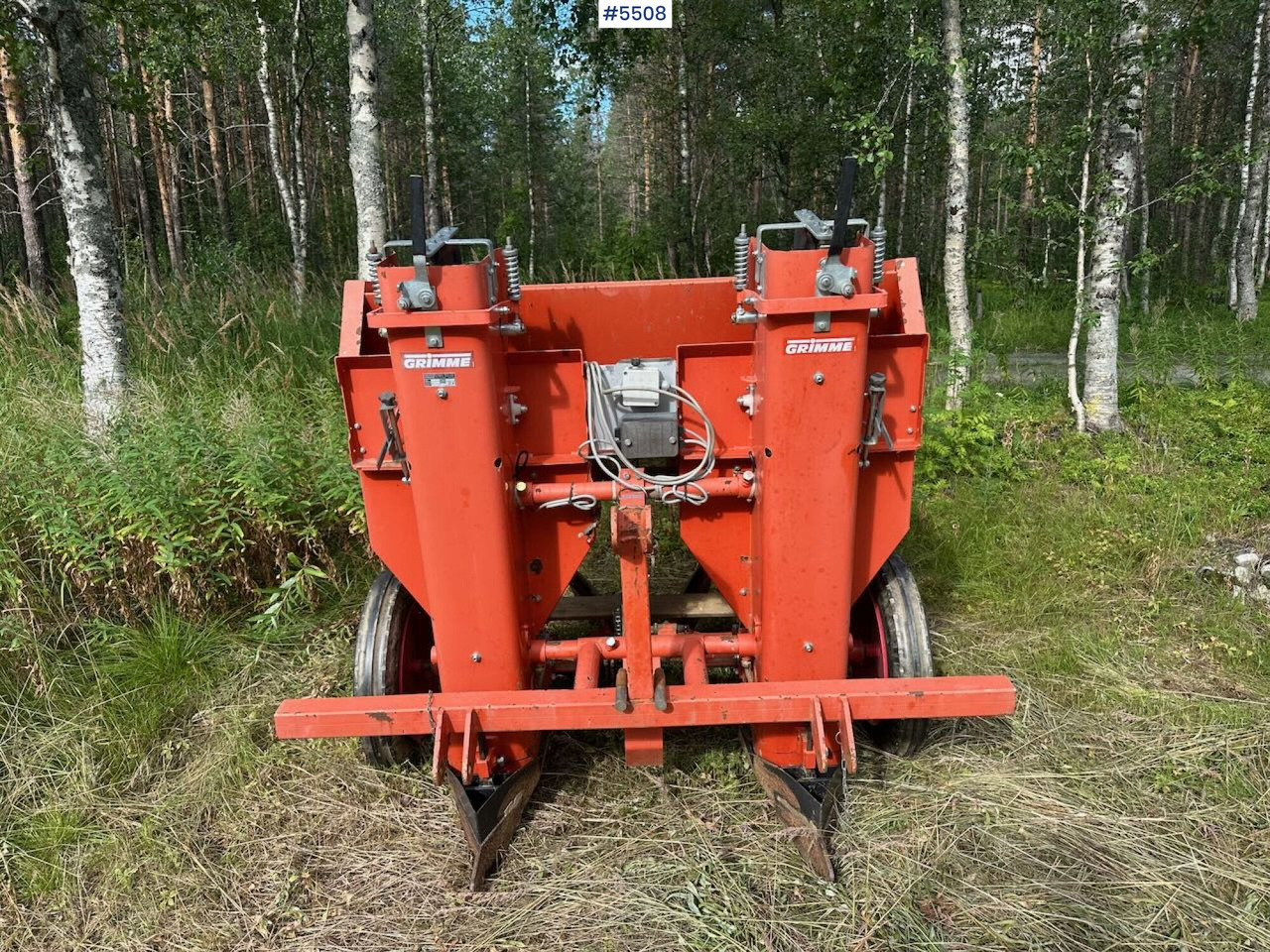 2002 Grimme potato planter - Oprema za obradu tla: slika 2002 Grimme potato planter - Oprema za obradu tla 2002 Grimme potato planter - Oprema za obradu tla: slika 2002 Grimme potato planter - Oprema za obradu tla
