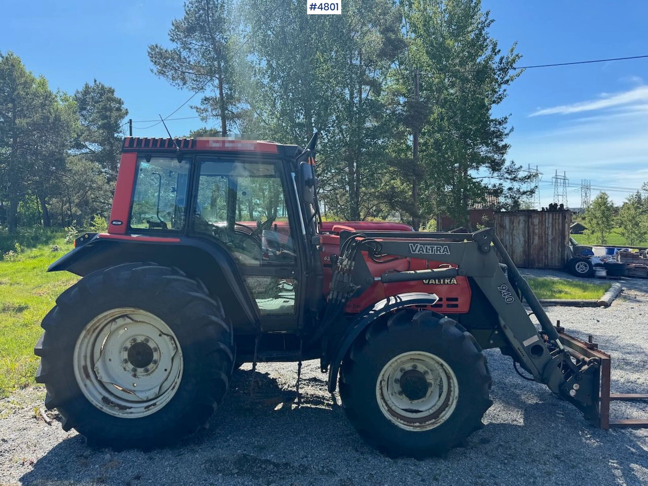 2002 Valtra 6300 4x4 w/ front loader - Traktor: slika 2002 Valtra 6300 4x4 w/ front loader - Traktor 2002 Valtra 6300 4x4 w/ front loader - Traktor: slika 2002 Valtra 6300 4x4 w/ front loader - Traktor