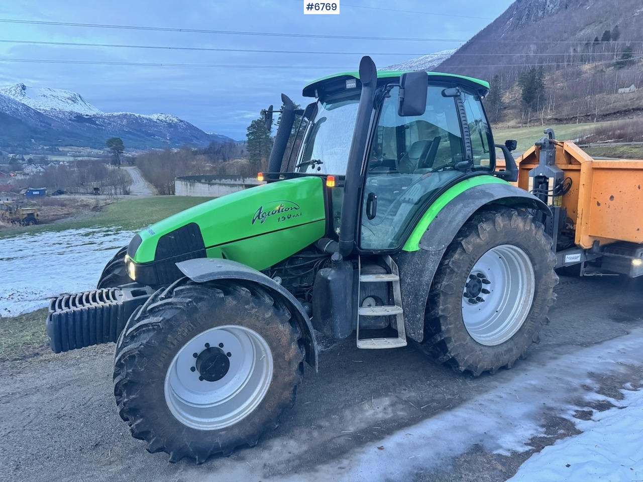 2003 Deutz Fahr Agrotron 150 with front weight - Traktor: slika 2003 Deutz Fahr Agrotron 150 with front weight - Traktor 2003 Deutz Fahr Agrotron 150 with front weight - Traktor: slika 2003 Deutz Fahr Agrotron 150 with front weight - Traktor