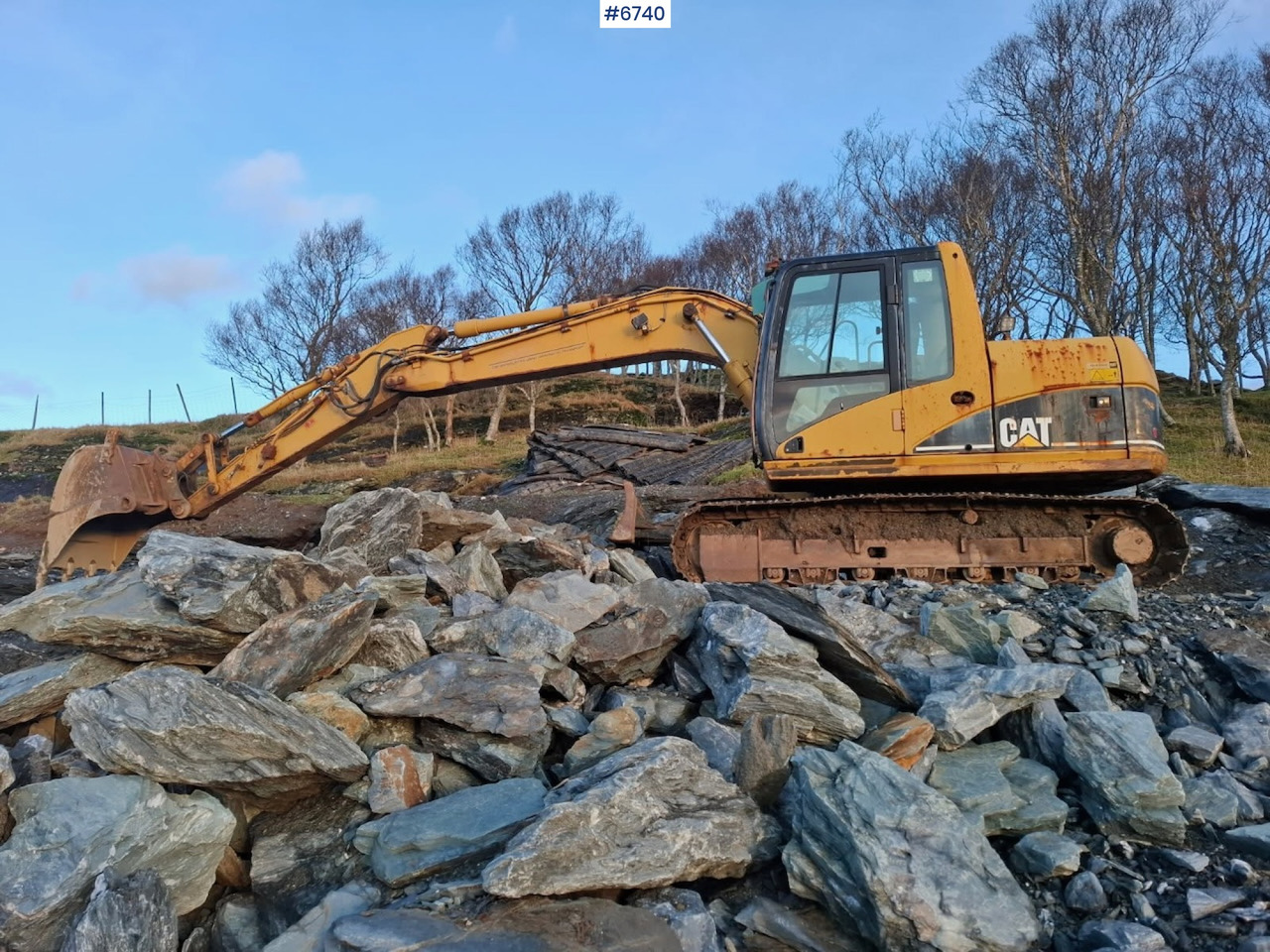 2004 Cat 312C L w/ digger bucket. - Bager gusjeničar: slika 2004 Cat 312C L w/ digger bucket. - Bager gusjeničar 2004 Cat 312C L w/ digger bucket. - Bager gusjeničar: slika 2004 Cat 312C L w/ digger bucket. - Bager gusjeničar