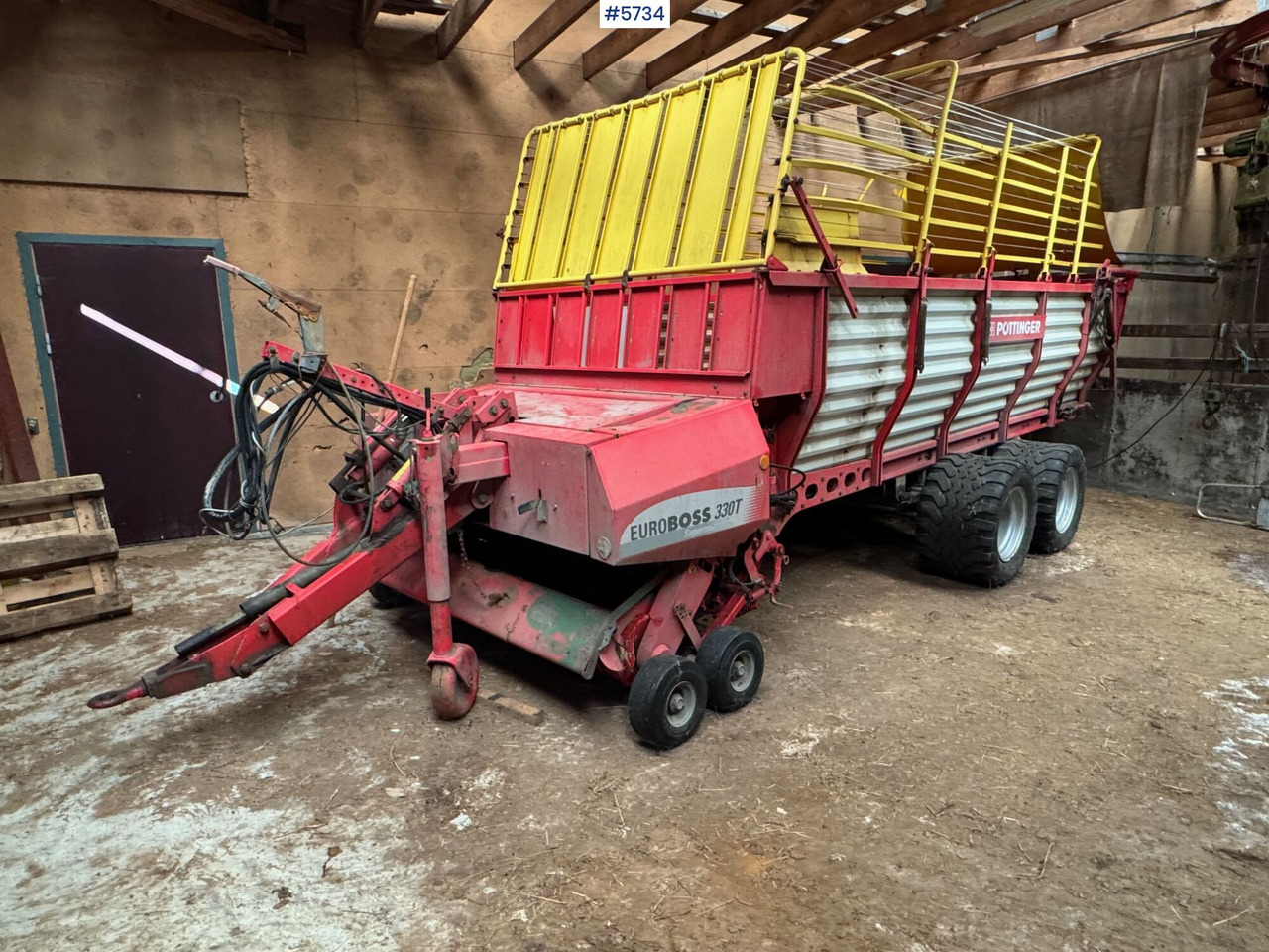 2005 Pottinger Euroboss 330t supermatic - Oprema za prevrtanje sijena: slika 2005 Pottinger Euroboss 330t supermatic - Oprema za prevrtanje sijena 2005 Pottinger Euroboss 330t supermatic - Oprema za prevrtanje sijena: slika 2005 Pottinger Euroboss 330t supermatic - Oprema za prevrtanje sijena