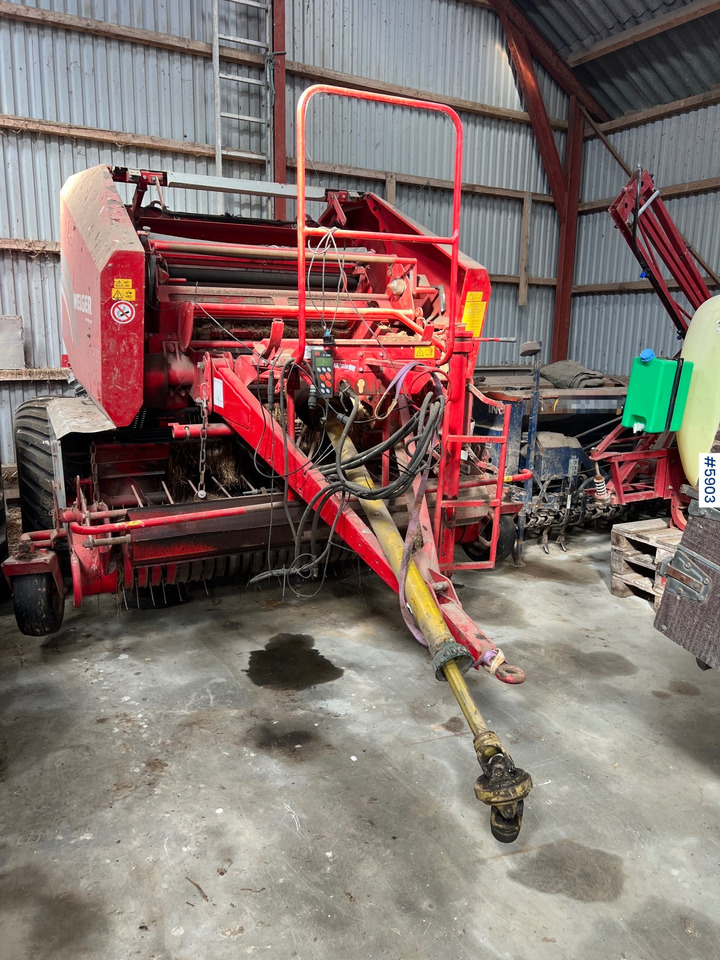 2005 Welger RP 235 press w/ net - Oprema za prevrtanje sijena: slika 2005 Welger RP 235 press w/ net - Oprema za prevrtanje sijena 2005 Welger RP 235 press w/ net - Oprema za prevrtanje sijena: slika 2005 Welger RP 235 press w/ net - Oprema za prevrtanje sijena