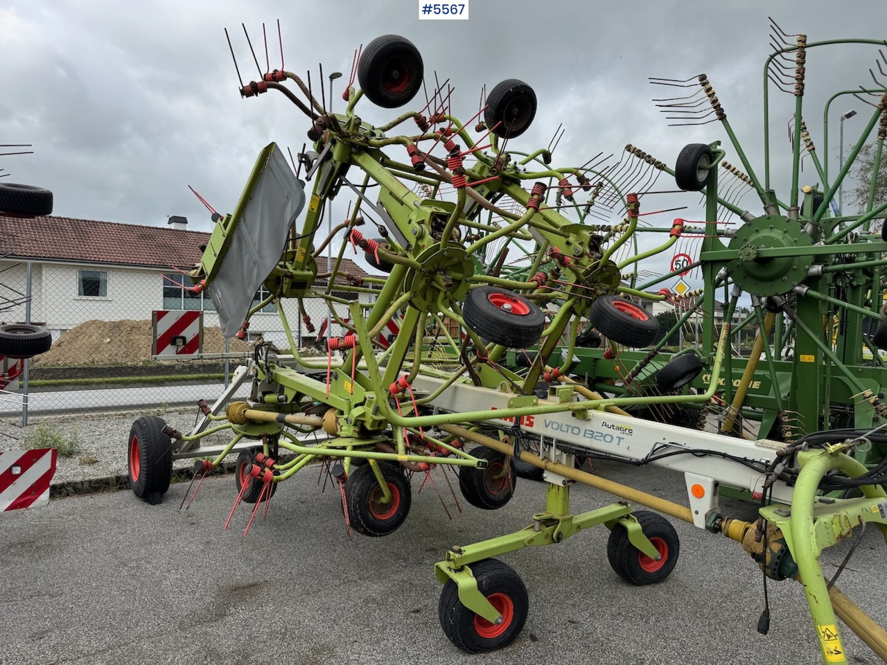 Oprema za prevrtanje sijena 2006 Claas Volto 1320 T: slika Oprema za prevrtanje sijena 2006 Claas Volto 1320 T