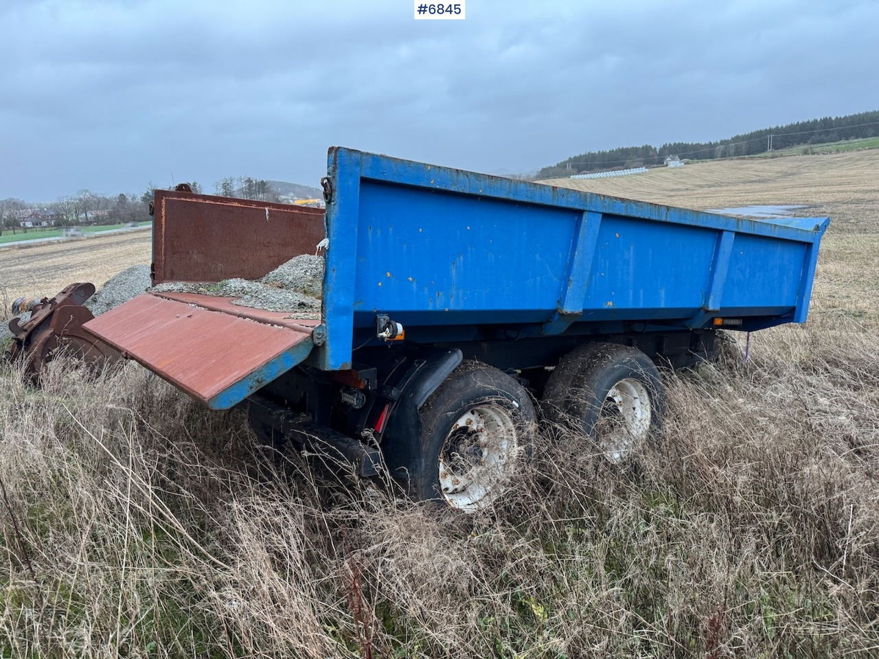2007 Pronar T679/2 Dump trailer. - Nagibna prikolica za poljoprivredna gospodarstva/ Istovarivač: slika 2007 Pronar T679/2 Dump trailer. - Nagibna prikolica za poljoprivredna gospodarstva/ Istovarivač 2007 Pronar T679/2 Dump trailer. - Nagibna prikolica za poljoprivredna gospodarstva/ Istovarivač: slika 2007 Pronar T679/2 Dump trailer. - Nagibna prikolica za poljoprivredna gospodarstva/ Istovarivač
