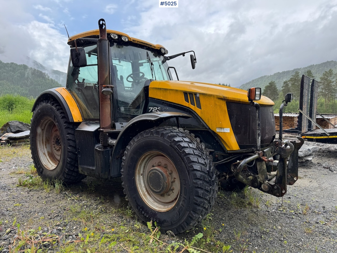 2008 JCB Fastrac 7230 P-Tronic w/Front hydraulics and PTO. - Traktor: slika 2008 JCB Fastrac 7230 P-Tronic w/Front hydraulics and PTO. - Traktor 2008 JCB Fastrac 7230 P-Tronic w/Front hydraulics and PTO. - Traktor: slika 2008 JCB Fastrac 7230 P-Tronic w/Front hydraulics and PTO. - Traktor