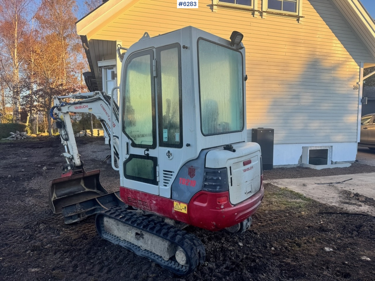 2010 Takeuchi TB219 Mini Excavator with Rototilt and 2 buckets. - Bager: slika 2010 Takeuchi TB219 Mini Excavator with Rototilt and 2 buckets. - Bager 2010 Takeuchi TB219 Mini Excavator with Rototilt and 2 buckets. - Bager: slika 2010 Takeuchi TB219 Mini Excavator with Rototilt and 2 buckets. - Bager