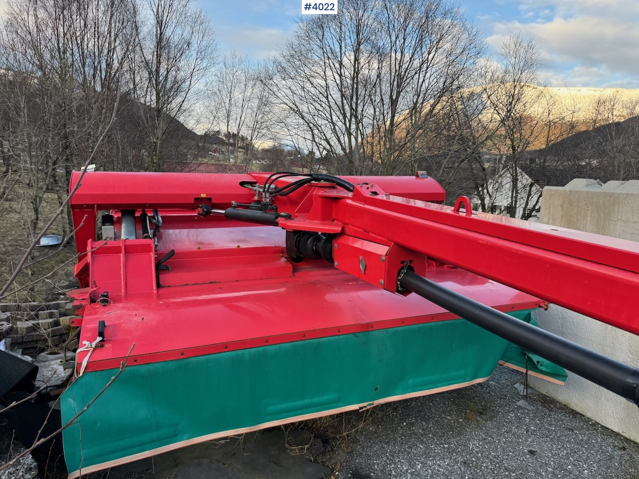 2011 Kverneland 4332CT mowing machine - Kosilica: slika 2011 Kverneland 4332CT mowing machine - Kosilica 2011 Kverneland 4332CT mowing machine - Kosilica: slika 2011 Kverneland 4332CT mowing machine - Kosilica